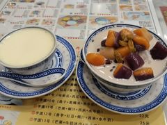 -广信牛奶甜品世家(台东店)