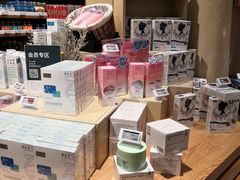 -七鲜超市(瑞虹天地太阳宫店)