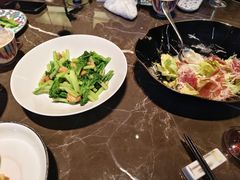 -海派悦庭·海胆烧麦·新融合菜(凯德广场店)