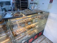 面包甜点陈列柜-麦香皇后老式面包坊(大连路店)