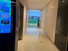 -LuOne凯德晶萃广场(徐家汇路店)