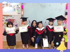 -i2青少儿英语(爱加星悦荟店)