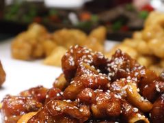 -皇城根·烤鸭·鱼头·家常菜(欧亚大观乐活城店)