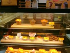 面包甜点陈列柜-麦当劳(西单明珠店)