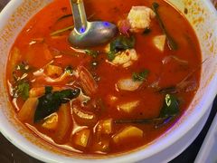 -Green Tree Rest. & Pub