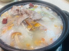 -九寨沟特色牦牛肉汤锅