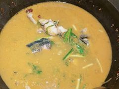 -咕嘟草帽鱼·牛奶一样的鲜鱼汤(包河万达广场创始店)