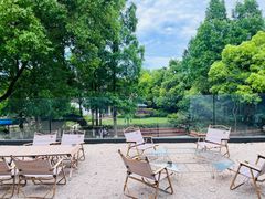 -J Create城市露营咖啡·简餐·宠物(上海动物园店)