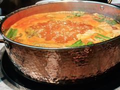 -野山舂·贵州现舂酸汤牛肉(民生路店)