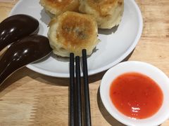 轮工壹号煎包-老巷口川味火锅