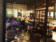 大堂-星巴克臻选(广州东山锦轩店)