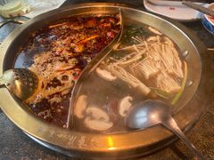 -小天鹅火锅·一线江景洪鼎旗舰店(洪崖洞店)