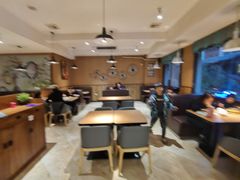 大堂-清真·穆巴拉克西餐厅(回民街店)