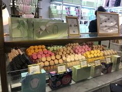 -ladurée(戴高乐机场T 2F店)