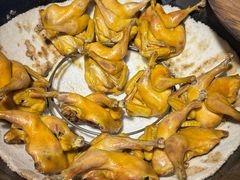 -头上红煨盐鸡乡村食府