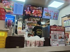 -华莱士·全鸡汉堡(北戴河店)