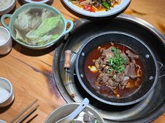 -大众跷脚牛肉馆·非遗传承单位(峨眉山店)