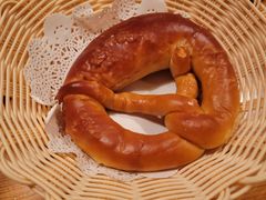 德式咸面包-宝莱纳啤酒花园餐厅PAULANER BRAUHAUS Nanjing(广州路店)