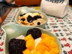 白雪芋泥丸子-堂屋糖水店(愚园店)