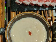 -老牌坊云南鱼豆花火锅(哈西万达店)