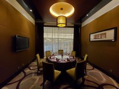 -粤尚腾香居中餐厅(首都机场希尔顿店)