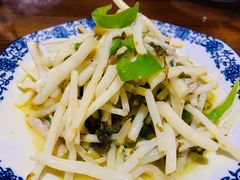 太湖芦苇根炒肉丝-呼吸森林·生态农庄农家乐私房菜