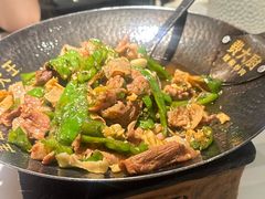 -费大厨辣椒炒肉(高铁吾悦广场店)