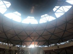 -上海滴水湖皇冠假日酒店