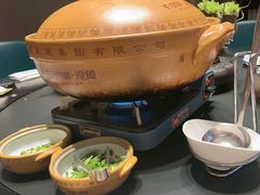 -忆江南·临江鱼馆