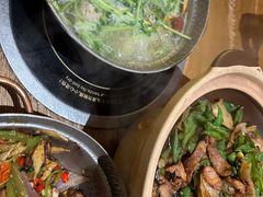 -吃饭皇帝大土家民族菜(正大广场店)