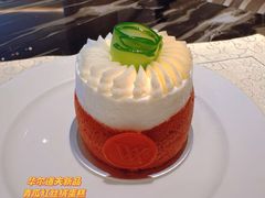 青瓜红丝绒蛋糕-羿庭(外滩华尔道夫酒店)
