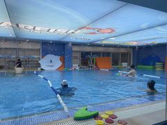 -戊辰亲子游泳俱乐部