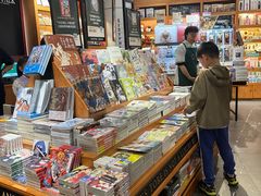 -宝龙城(杭州滨江店)