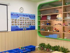 -雄孩子机器人少儿编程STEM教育(迪诺水镇校区)