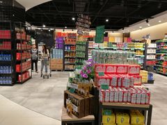 -中百仓储超市有限公司(越秀星汇维港店)