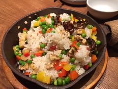 -云海肴·汽锅鸡·云南菜(天山百盛优客店)