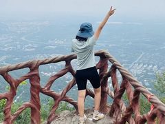 -鬼笑石后山停车场