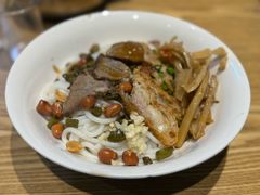 -牛八宝桂林米粉(八里庄店)