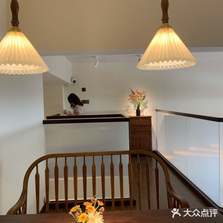 东莞下午茶｜店铺好看但略雷