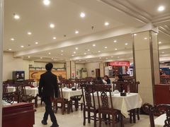 大堂-鑫巴蜀小镇 · 水煮鱼专研店(玉桥店)