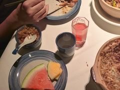 -八府香鸭·啫啫煲(华山路店)