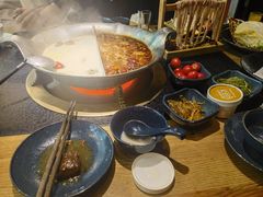 -湊湊火锅·茶憩(上海合生汇店)