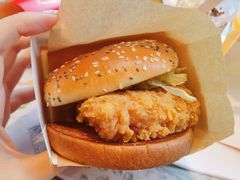 麦麦咔滋脆鸡腿堡-麦当劳(石家庄乐活广场店)