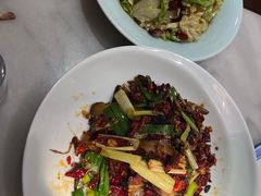 -湘渝人家·川湘菜(十里河店)