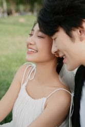 -喜爱高定婚纱摄影