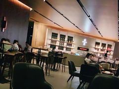 大堂-星巴克(西藏路店)