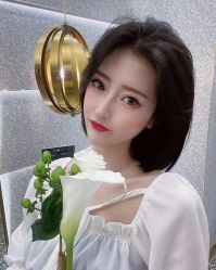 -AYO SALON