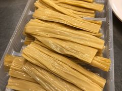 -胡须佬鸡煲四季火锅店(石厦西村直营店)