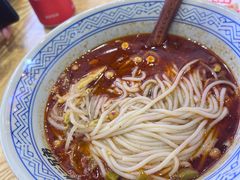 -魔都三兄弟酸辣粉·蘸卤炸串(虹桥万科店)