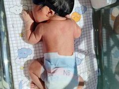 -鲸鱼妈妈月嫂/育婴师定制